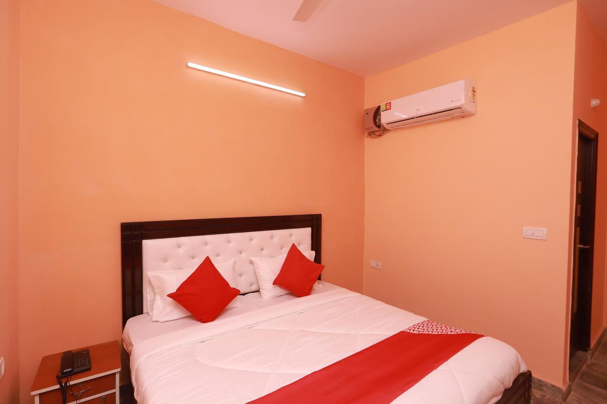 Hotel O Silverline Residency Faridabad Buitenkant foto