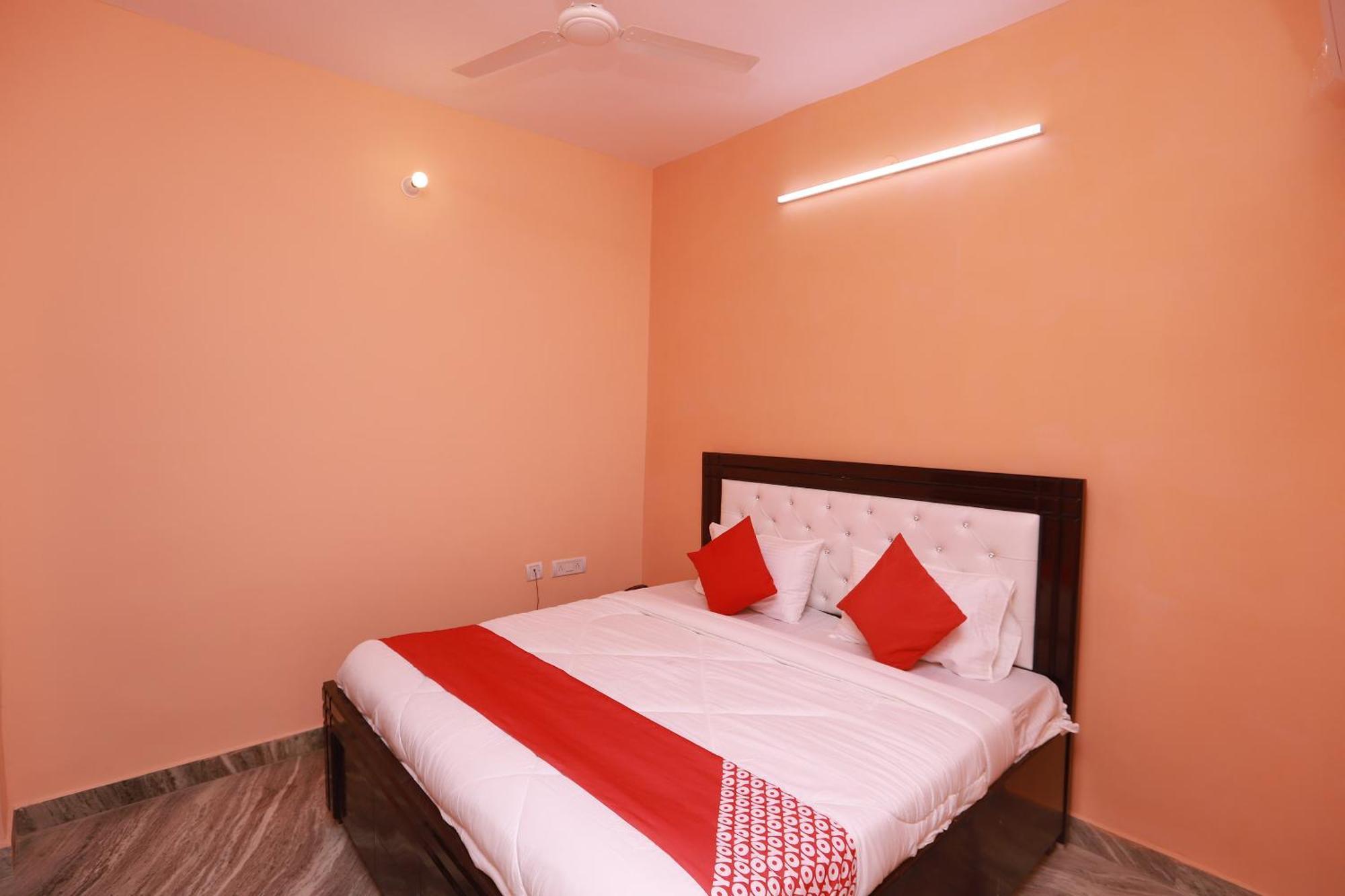 Hotel O Silverline Residency Faridabad Buitenkant foto