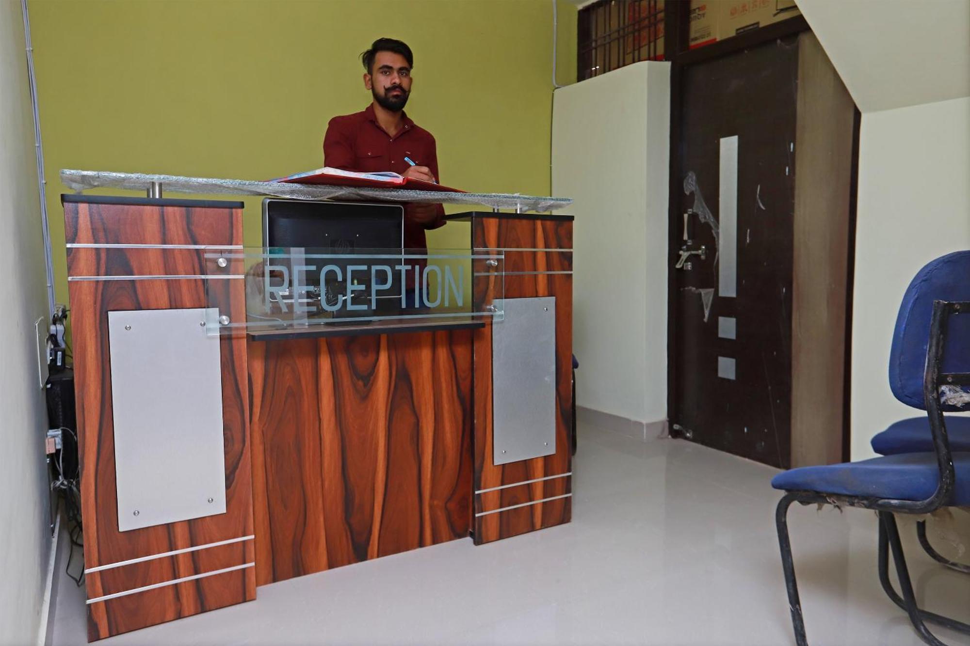Hotel O Silverline Residency Faridabad Buitenkant foto